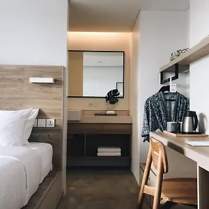 /
