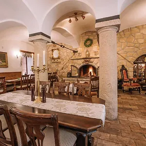 4* Hotel Svatojansky Dvur
