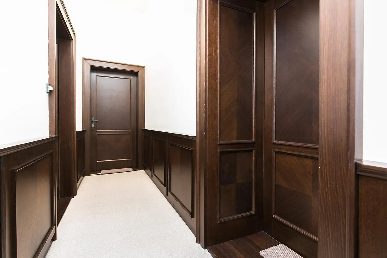 **** Hotel apartamentowy Apartrezidence Opletalova Praga Czechy